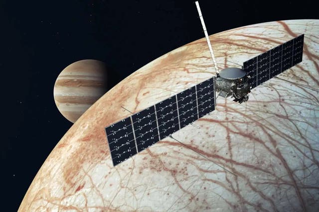 <p>An artist’s concept of NASA’s Europa Clipper spacecraft.</p>