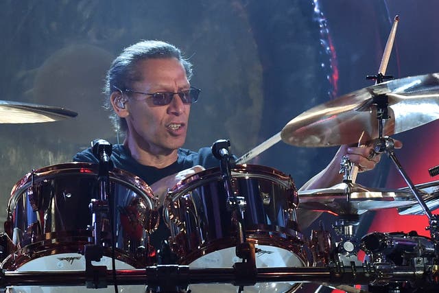 <p>Alex Van Halen performing with Van Halen at the 2015 Billboard Music Awards</p>